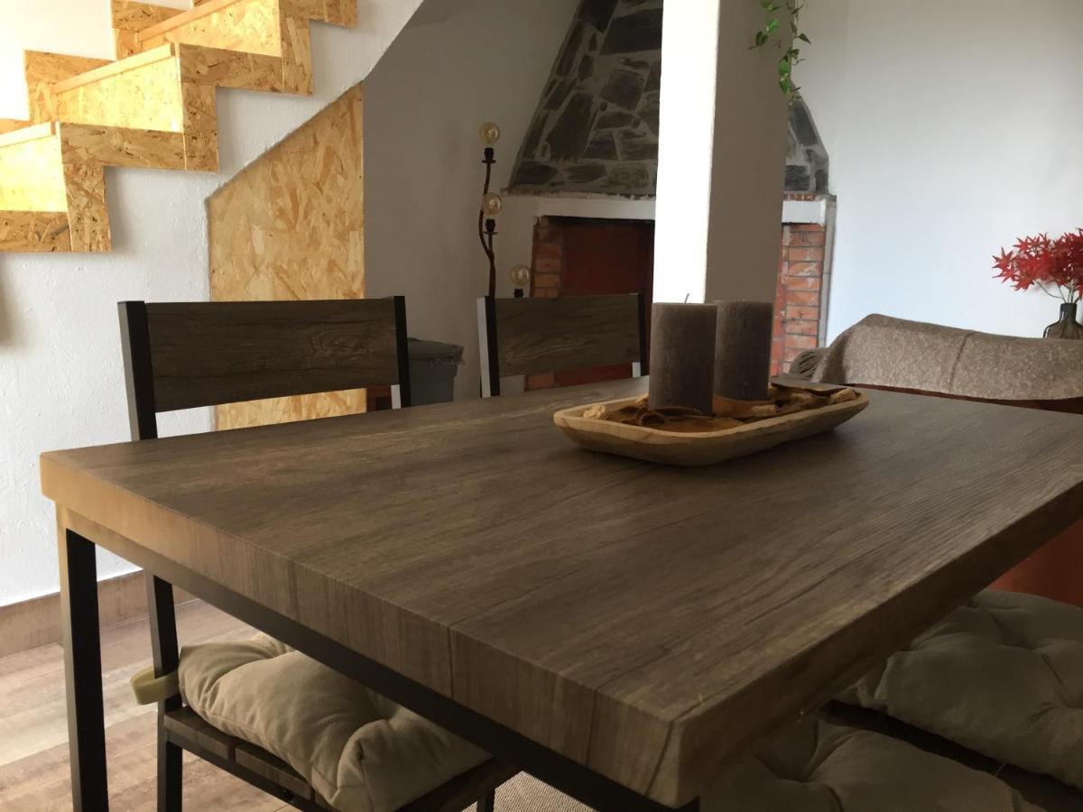 Lambisco- Alojamento Local Alfandega Da Fe Bagian luar foto